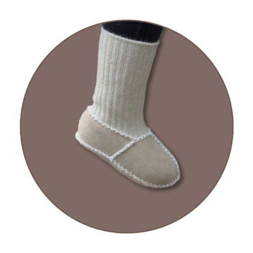 Baby-Lammfellschuhe